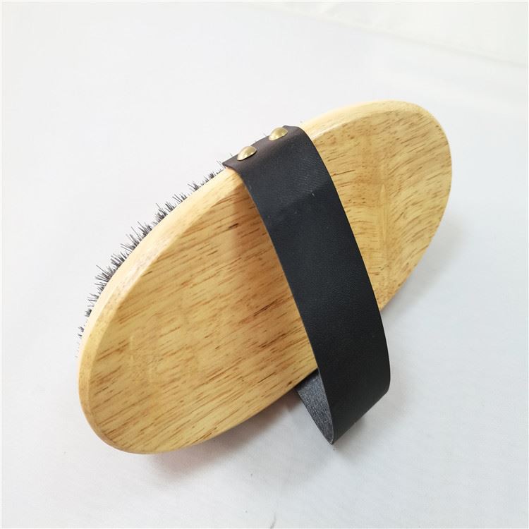 haas horse brushes metal curry comb